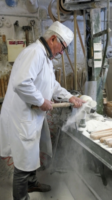 Alabaste Carverr.jpg